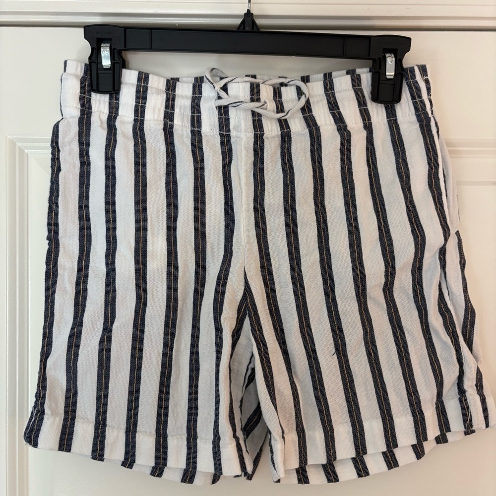 H&M Women’s Striped White & Blue Cotton Shorts - Picture 2 of 10